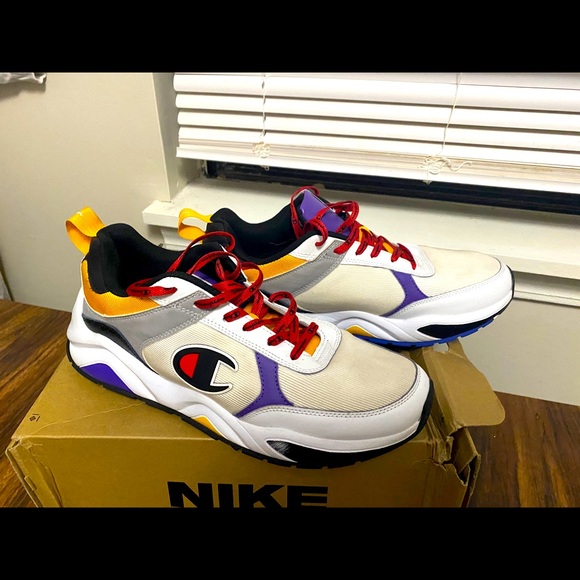 Champion shoes - Picture 1 of 3